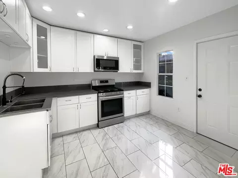 272 E Harcourt St, Long Beach, CA 90805 photo 6