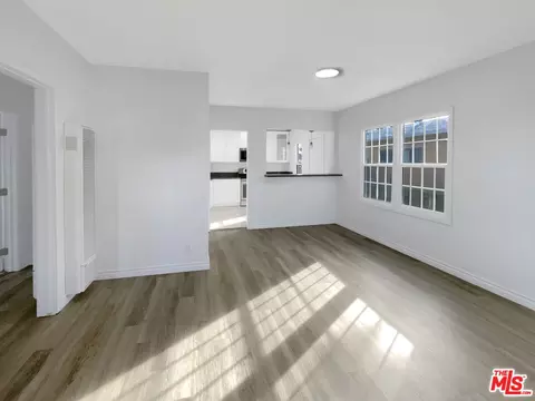 272 E Harcourt St, Long Beach, CA 90805 photo 9