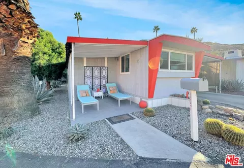 107 Santa Paula Dr, Palm Springs, CA 92264