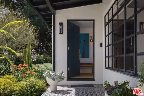 827 S Burnside Ave, Los Angeles, CA 90036