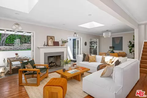 1978 Chickasaw Ave, Los Angeles, CA 90041