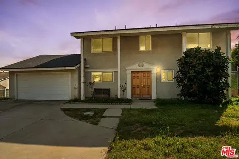 13785 Gavina Ave, Sylmar, CA 91342