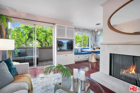 12030 Rochester Ave #206, Los Angeles, CA 90025