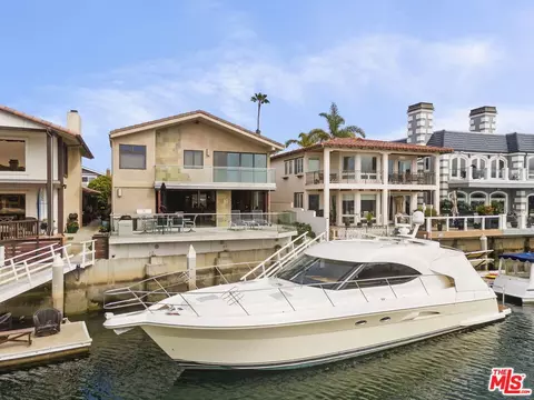 2261 Monaco Dr, Oxnard, CA 93035