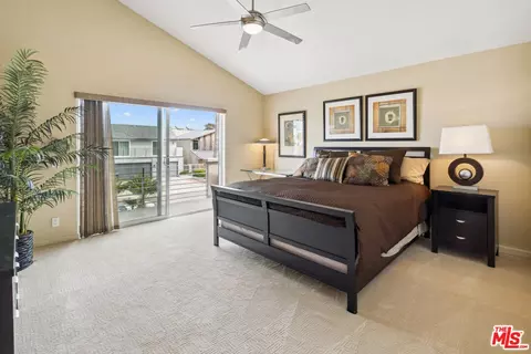 Bedroom - 2261 Monaco Dr, Oxnard, CA 93035 photo 3 of 4