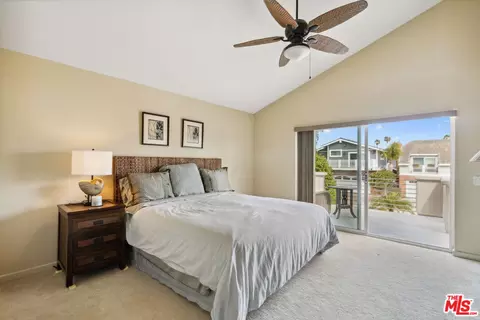 Bedroom - 2261 Monaco Dr, Oxnard, CA 93035 photo 4 of 4