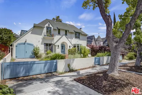 3473 Rowena Ave, Los Angeles, CA 90027