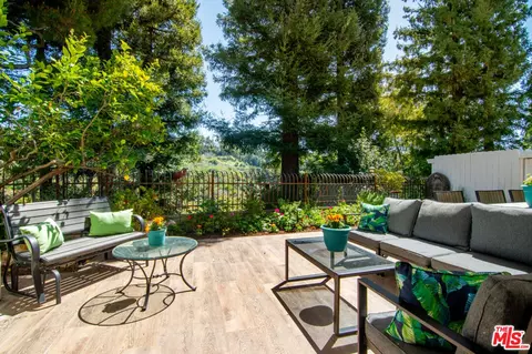 2674 Claray Dr, Los Angeles, CA 90077