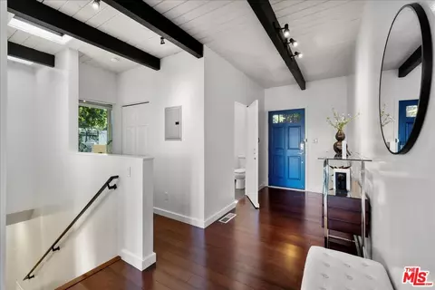 Kitchen - 3252 Wrightwood Dr, Studio City, CA 91604 photo 8 of 8