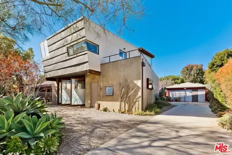 1337 Palms Blvd, Venice, CA 90291