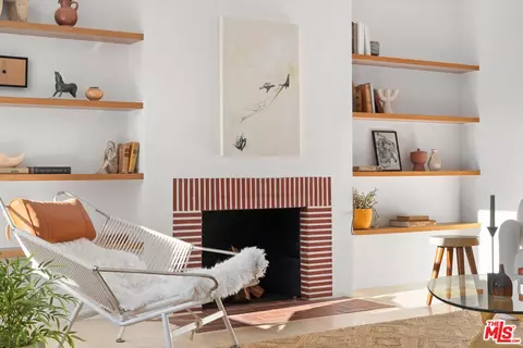 3517 Alsace Ave, Los Angeles, CA 90016