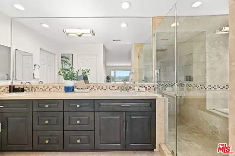 Bath - 281 Amberwood Dr, Walnut, CA 91789 photo 1 of 4