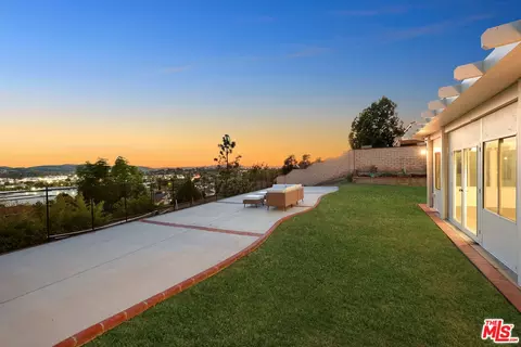Exterior - 281 Amberwood Dr, Walnut, CA 91789 photo 5 of 7