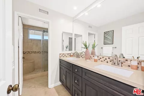 Bath - 281 Amberwood Dr, Walnut, CA 91789 photo 4 of 4
