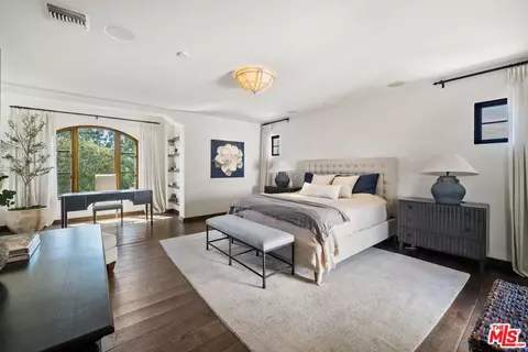Bedroom - 2527 Mesa Ter, Upland, CA 91784 photo 1 of 3