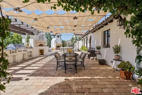 Exterior - 2527 Mesa Ter, Upland, CA 91784 photo 2 of 14
