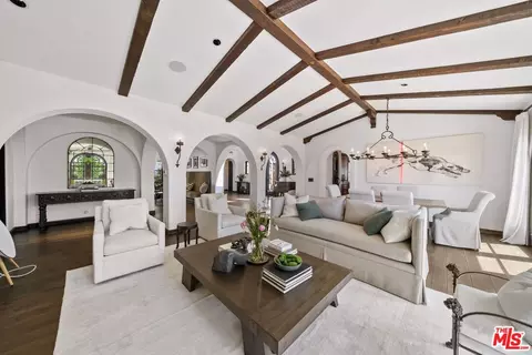 Living - 2527 Mesa Ter, Upland, CA 91784 photo 1 of 5