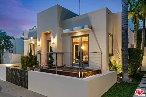 8269 Romaine St, West Hollywood, CA 90046