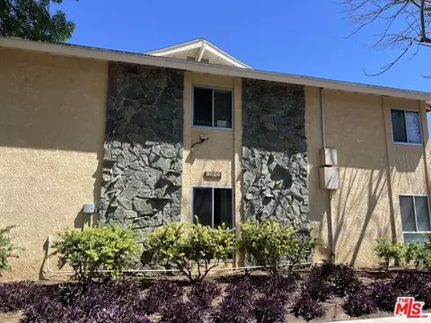 8020 Canby Ave #6, Reseda, CA 91335