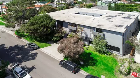 10915 Rose Ave, Los Angeles, CA 90034