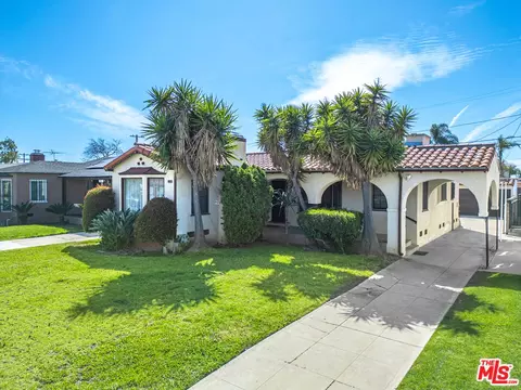 8937 Cimarron St, Los Angeles, CA 90047
