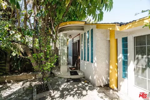 1058 N Avenue 50, Los Angeles, CA 90042