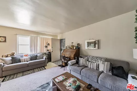 Living - 241 E Washington Blvd, Pasadena, CA 91104 photo 2 of 2