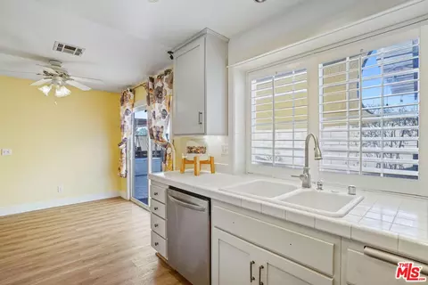 Kitchen - 1127 Shady Ln, Fillmore, CA 93015 photo 4 of 4