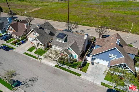 Exterior - 1127 Shady Ln, Fillmore, CA 93015 photo 3 of 16