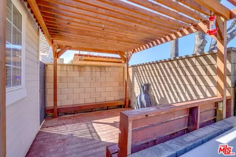 Exterior - 1127 Shady Ln, Fillmore, CA 93015 photo 7 of 16
