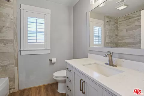 Bath - 1127 Shady Ln, Fillmore, CA 93015 photo 1 of 5