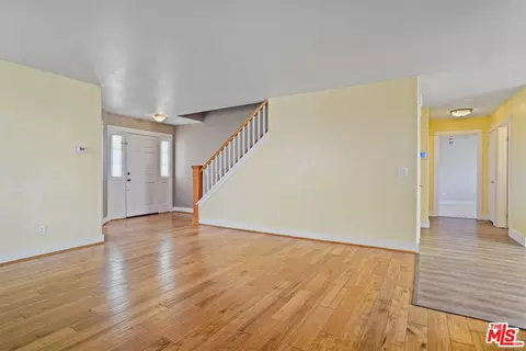 Living - 1127 Shady Ln, Fillmore, CA 93015 photo 4 of 4