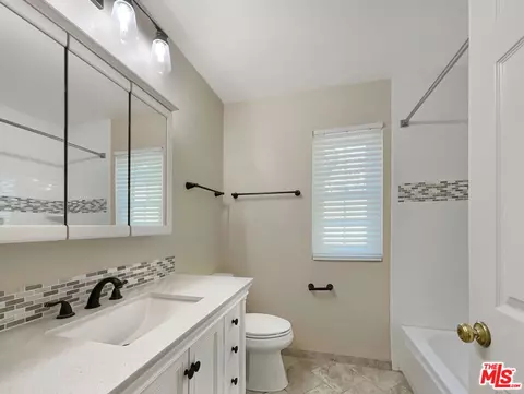 777 Wind Willow Way, Simi Valley, CA 93065 photo 11