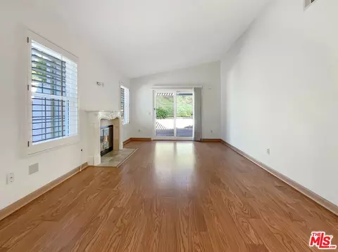 777 Wind Willow Way, Simi Valley, CA 93065 photo 3