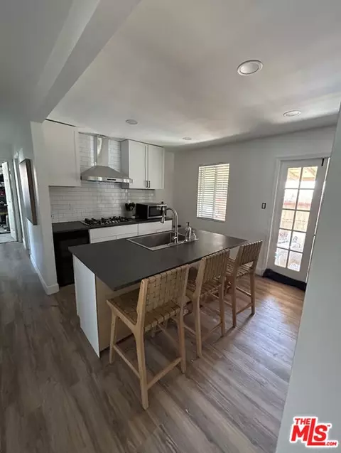 215 Warren Ave, Bakersfield, CA 93308