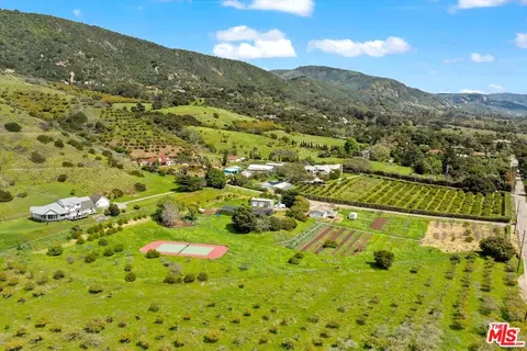 View/Area - 3500 Foothill Rd, Carpinteria, CA 93013 photo 7 of 10