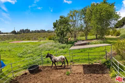 Exterior - 3500 Foothill Rd, Carpinteria, CA 93013 photo 3 of 4