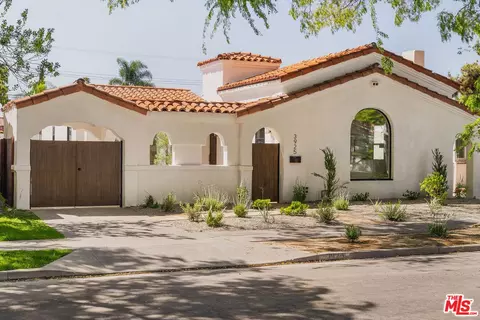 3925 Dublin Ave, Los Angeles, CA 90008