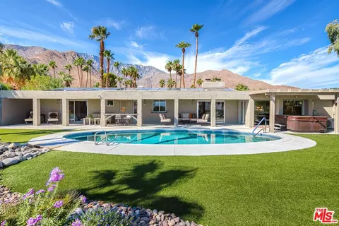 2400 N Milo Dr, Palm Springs, CA 92262