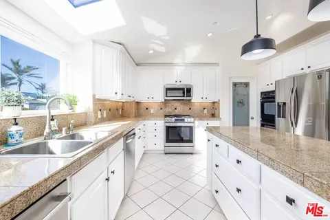 5101 Breakwater Way, Oxnard, CA 93035 photo 8