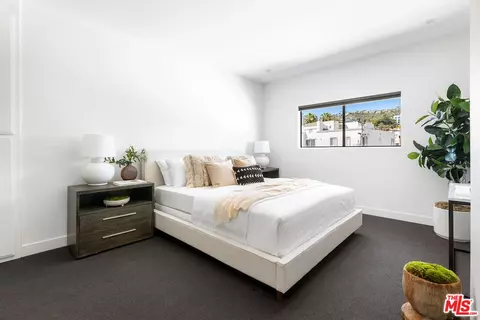 832 Palm Ave #306, West Hollywood, CA 90069 photo 15
