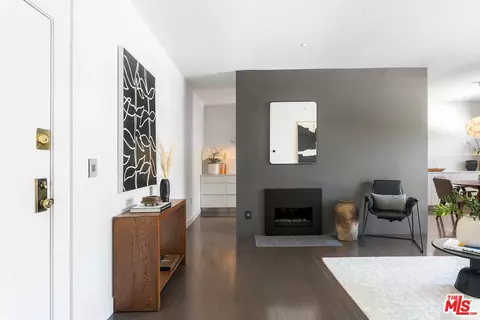 832 Palm Ave #306, West Hollywood, CA 90069 photo 4