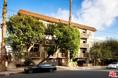 832 Palm Ave #306, West Hollywood, CA 90069 photo 20
