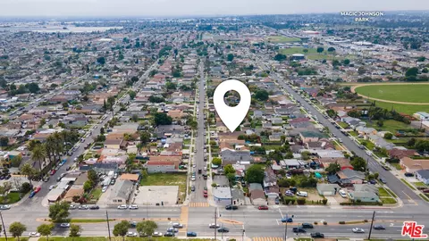 View/Area - 823 W 131st St, Compton, CA 90222 photo 3 of 4