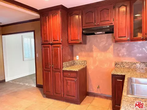 Kitchen - 823 W 131st St, Compton, CA 90222 photo 1 of 3