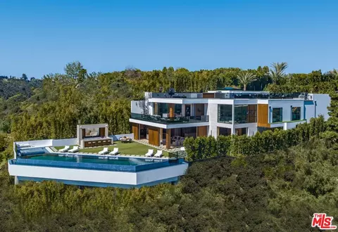 1033 Somera Rd, Los Angeles, CA 90077