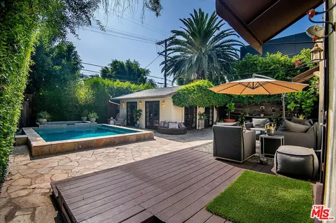 350 N Laurel Ave, Los Angeles, CA 90048