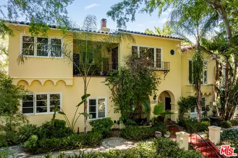 Exterior - 1437 E Mountain St, Glendale, CA 91207 photo 2 of 8