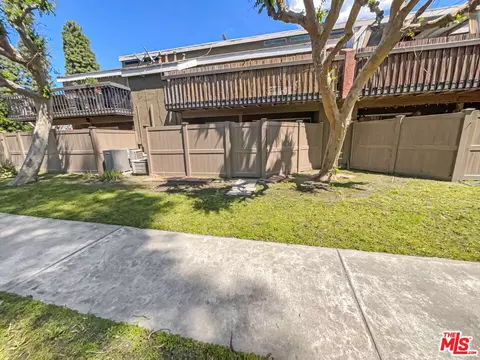 6806 Alondra Blvd #40, Paramount, CA 90723 photo 7