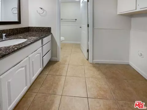 6806 Alondra Blvd #40, Paramount, CA 90723 photo 18